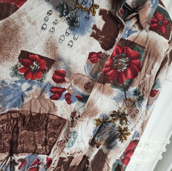 Very vibrant, vintage shirt, size medium? - Picture 4 of 12